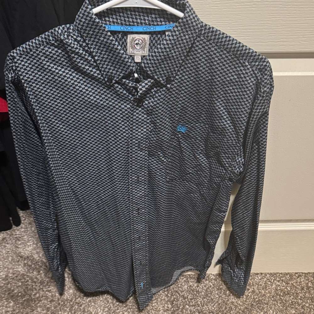 Cinch Black and Blue Patterned Button Down Shirt
